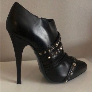 Patrizia Pepe Studded Booties 38 New